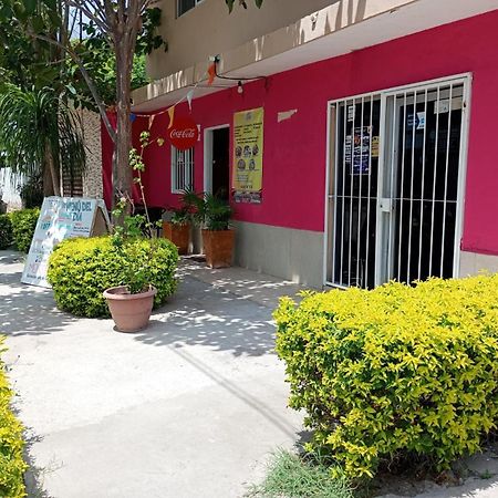 Hgen Rooms & Suites Los Mochis Zewnętrze zdjęcie