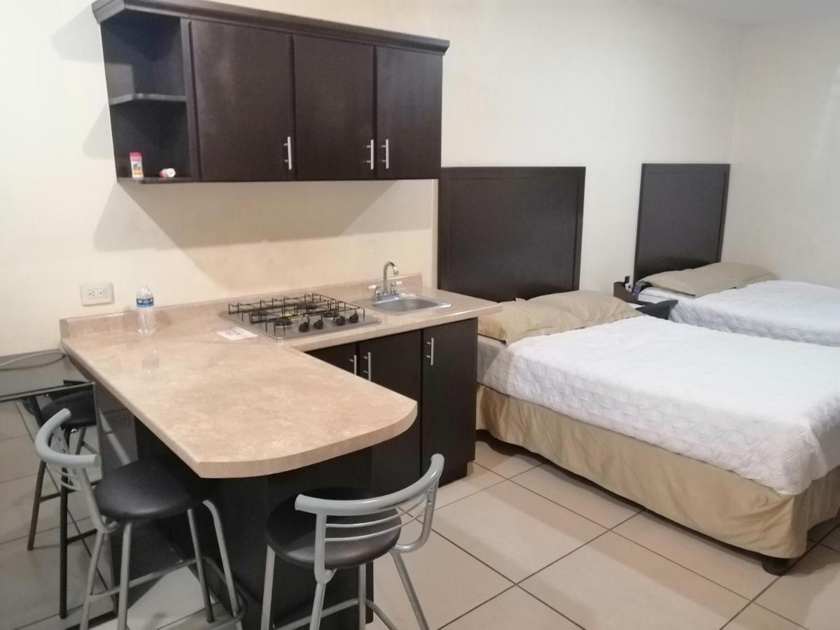 Hgen Rooms & Suites Los Mochis Zewnętrze zdjęcie