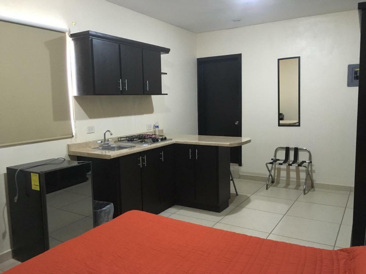 Hgen Rooms & Suites Los Mochis Zewnętrze zdjęcie