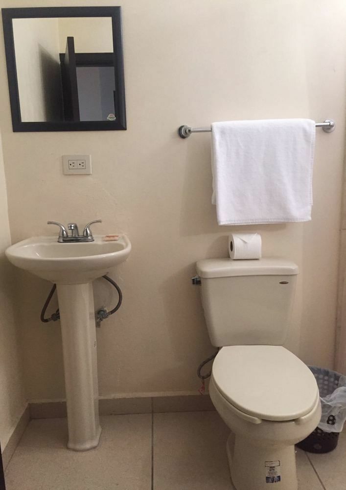 Hgen Rooms & Suites Los Mochis Zewnętrze zdjęcie