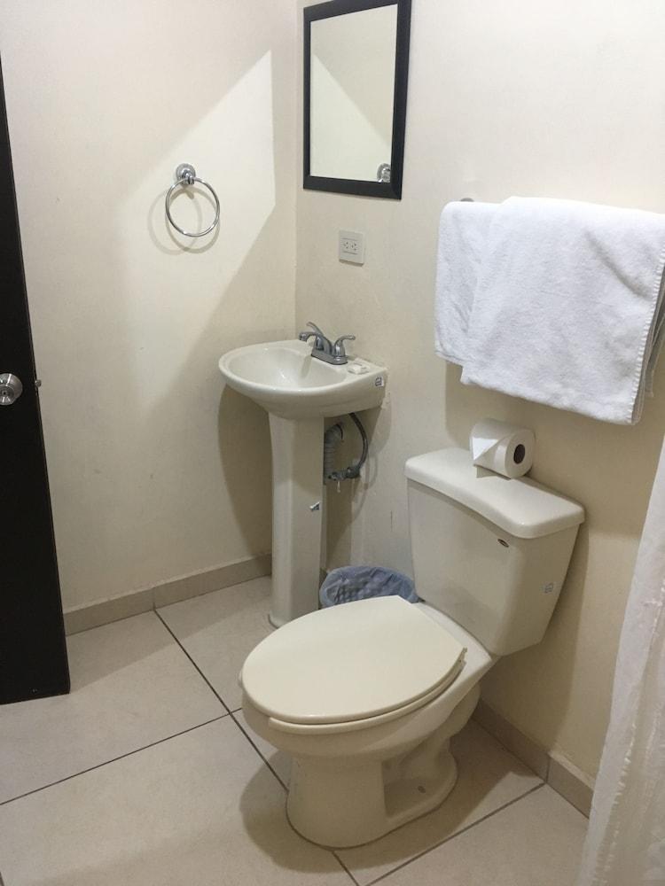 Hgen Rooms & Suites Los Mochis Zewnętrze zdjęcie