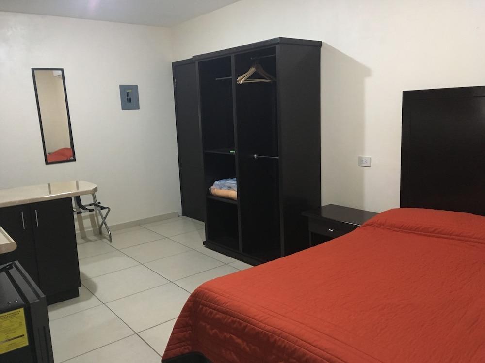 Hgen Rooms & Suites Los Mochis Zewnętrze zdjęcie